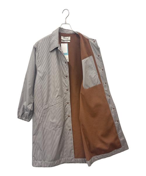 griffin hartland（グリフィン ハートランド）griffin hartland (グリフィン ハートランド) nano・universe (ナノ・ユニバース) GRIFFIN HARTLAND　nano・universe　ステンカラーコート グレー×ブラウン サイズ:Ｍの古着・服飾アイテム
