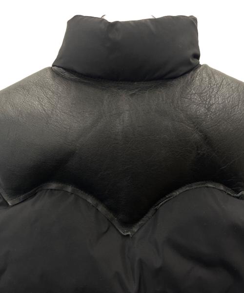RockyMountainFeatherBed（ロッキーマウンテンフェザーベッド）RockyMountainFeatherBed (ロッキーマウンテンフェザーベッド) RockyMountainFeatherBed　ダウンベスト ブラック サイズ:36の古着・服飾アイテム