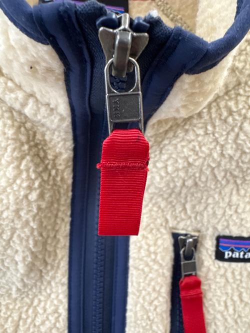 Patagonia（パタゴニア）Patagonia (パタゴニア) Patagonia　ジャケット ベージュ×ネイビー サイズ:ＸＬの古着・服飾アイテム