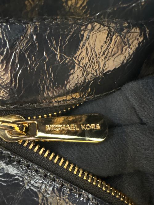 MICHAEL KORS（マイケル・コース）MICHAEL KORS (マイケル・コース) MICHAEL KORS　2WAY Emry Large Crinkled-Leather Tote Bag　トートバッグ ブラックの古着・服飾アイテム