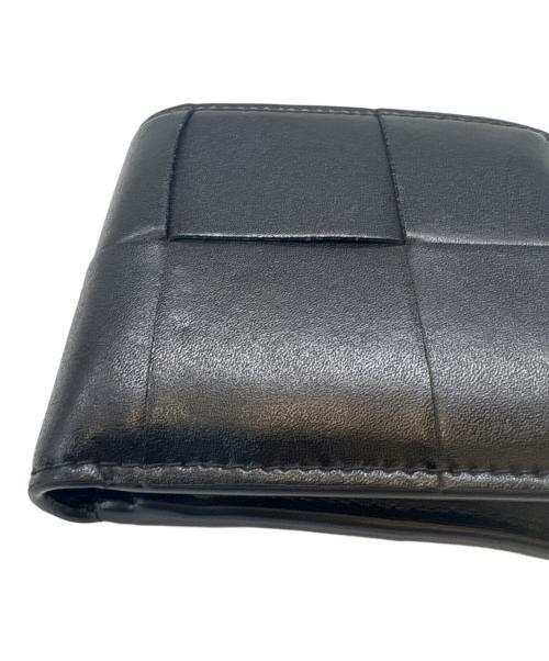 BOTTEGA VENETA（ボッテガベネタ）BOTTEGA VENETA (ボッテガベネタ) BOTTEGA VENETA   カセット  2つ折り財布 ブラックの古着・服飾アイテム
