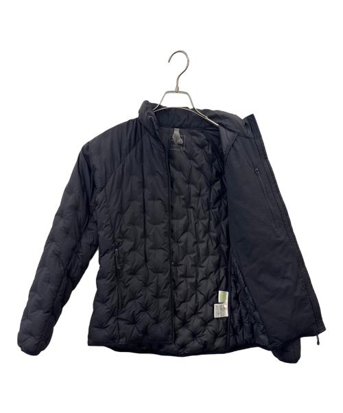 THE NORTH FACE（ザ ノース フェイス）THE NORTH FACE (ザ ノース フェイス) THE NORTH FACE　アストロライトジャケット ブラック サイズ:Mの古着・服飾アイテム