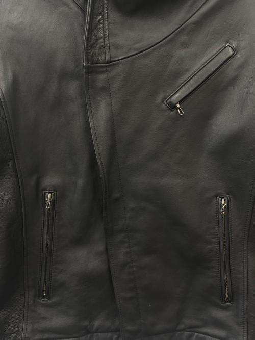 KATHARINE HAMNETT（キャサリンハムネット）KATHARINE HAMNETT (キャサリンハムネット) KATHARINE HAMNETT　シープスキンフーディージャケット ブラック サイズ:XLの古着・服飾アイテム