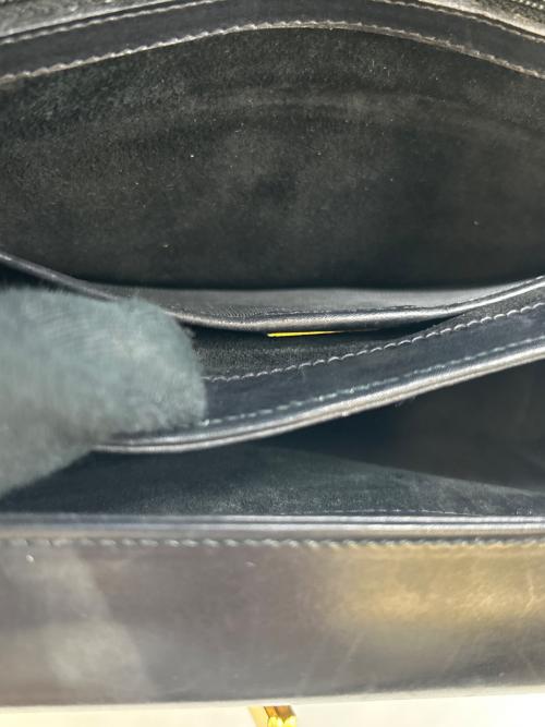 GUCCI（グッチ）GUCCI (グッチ) GUCCI　OLD GUCCI　ターンロック Gロゴ金具　ハンドバッグの古着・服飾アイテム