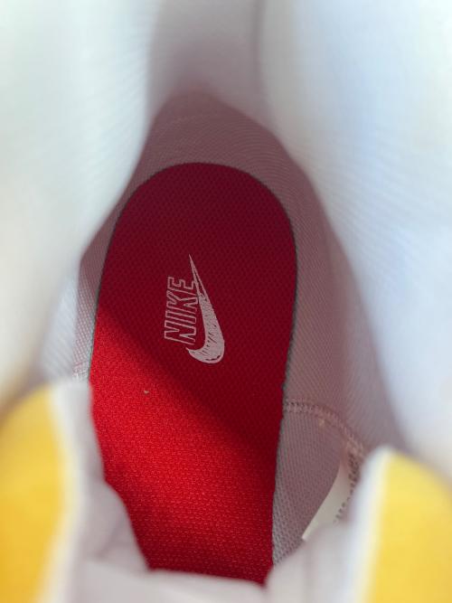 NIKE（ナイキ）NIKE (ナイキ) NIKE ハイカットスニーカー ホワイト×レッド サイズ:27.5の古着・服飾アイテム