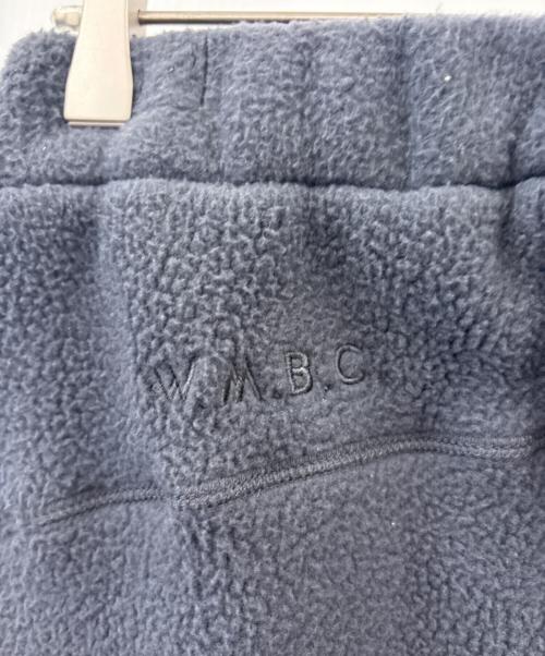 WHITE MOUNTAINEERING（ホワイトマウンテ二アニング）WHITE MOUNTAINEERING (ホワイトマウンテ二アニング) WILD THINGS (ワイルドシングス) WHITE MOUNTAINEERING × WILD THINGS　ボアフリースパンツ グレー サイズ:Mの古着・服飾アイテム