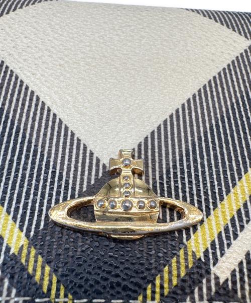 Vivienne Westwood（ヴィヴィアンウエストウッド）Vivienne Westwood (ヴィヴィアンウエストウッド) Vivienne Westwood　長財布の古着・服飾アイテム