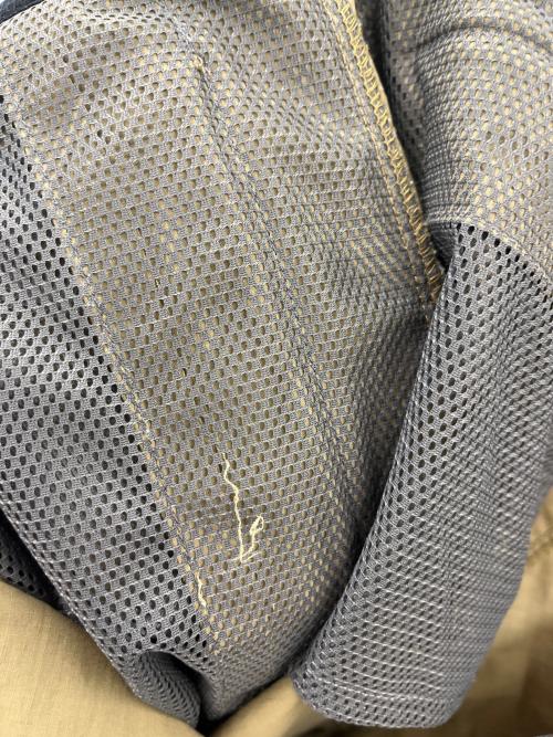 mont-bell（モンベル）mont-bell (モンベル) mont-bell　コンバーチブル 1／2パンツ カーキ サイズ:Ｌの古着・服飾アイテム