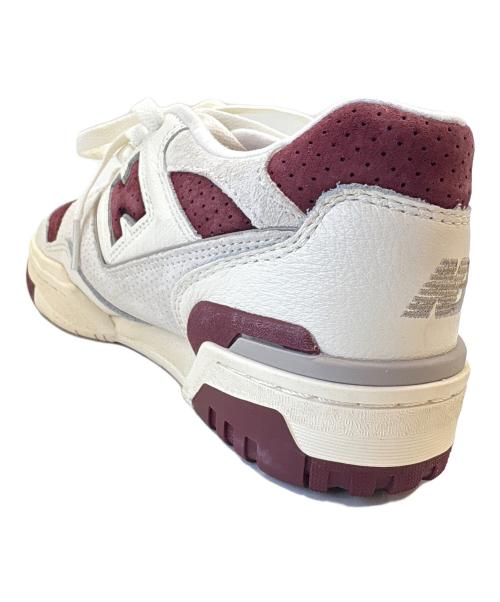 NEW BALANCE（ニューバランス）NEW BALANCE (ニューバランス) NEW BALANCE　550 Sea Salt Classic CRIMSON　ローカットスニーカー ホワイト×レッド サイズ:23の古着・服飾アイテム