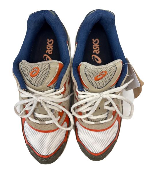 asics（アシックス）asics (アシックス) asics　GEL-NYC　スニーカー ホワイト×ベージュ×オレンジ サイズ:28.0の古着・服飾アイテム