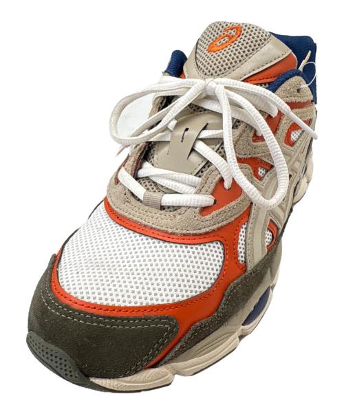asics（アシックス）asics (アシックス) asics　GEL-NYC　スニーカー ホワイト×ベージュ×オレンジ サイズ:28.0の古着・服飾アイテム