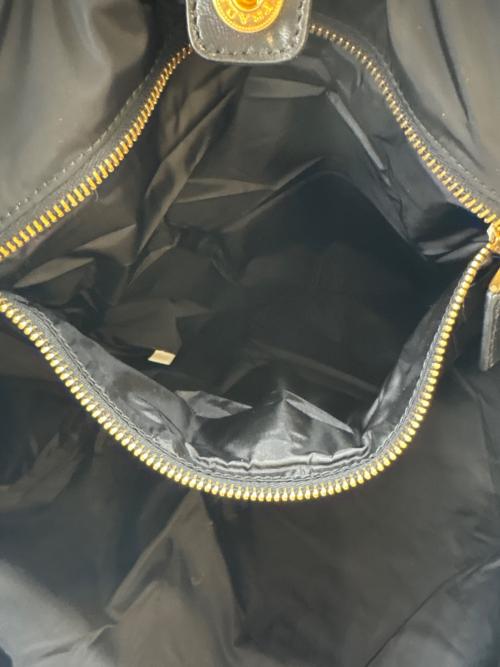 PRADA（プラダ）PRADA (プラダ) PRADA　キルティングトートバッグ ブラックの古着・服飾アイテム