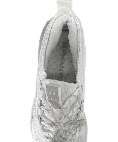 UNDER ARMOUR（アンダーアーマー）UNDER ARMOUR (アンダーアーマー) UNDER ARMOUR　ローカットスニーカー ホワイト サイズ:27.5の古着・服飾アイテム