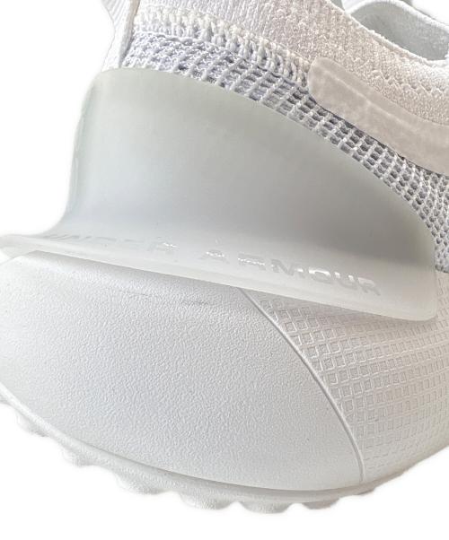 UNDER ARMOUR（アンダーアーマー）UNDER ARMOUR (アンダーアーマー) UNDER ARMOUR　ローカットスニーカー ホワイト サイズ:27.5の古着・服飾アイテム