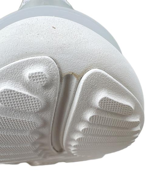 UNDER ARMOUR（アンダーアーマー）UNDER ARMOUR (アンダーアーマー) UNDER ARMOUR　ローカットスニーカー ホワイト サイズ:27.5の古着・服飾アイテム