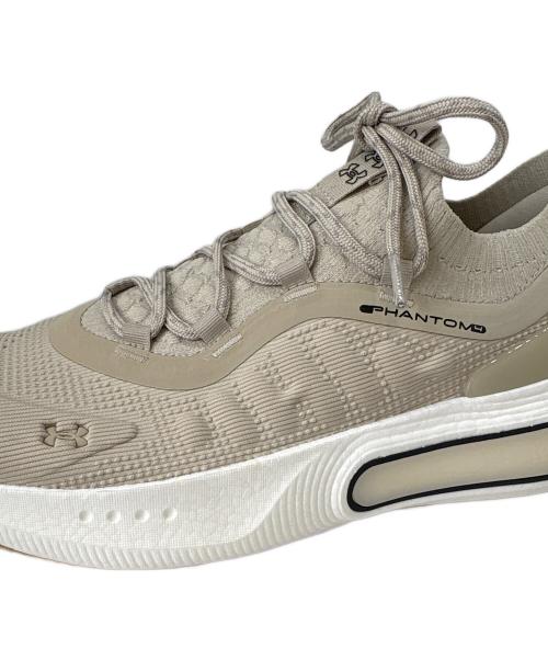 UNDER ARMOUR（アンダーアーマー）UNDER ARMOUR (アンダーアーマー) UNDER ARMOUR　ローカットスニーカー ベージュ サイズ:27.5の古着・服飾アイテム