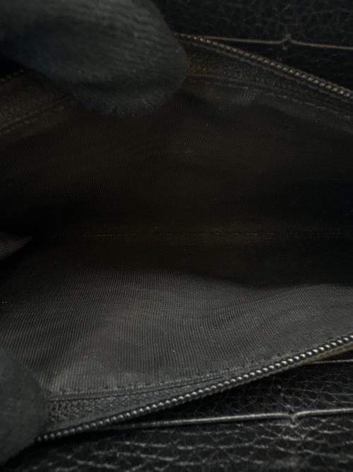 GUCCI（グッチ）GUCCI (グッチ) GUCCI　GGマーモント　ラウンドファスナー財布 ブラックの古着・服飾アイテム