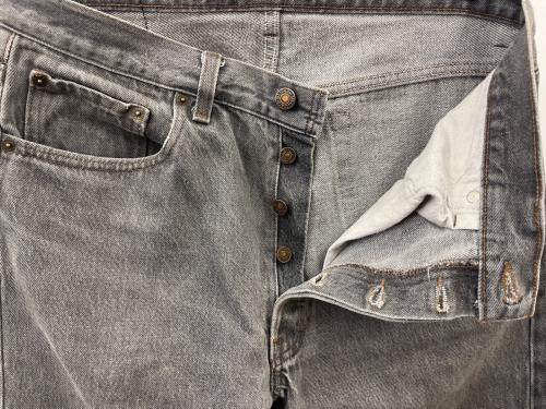 LEVI'S（リーバイス）LEVI'S (リーバイス) LEVI'S　501デニムパンツ ブラック サイズ:W34 L32の古着・服飾アイテム