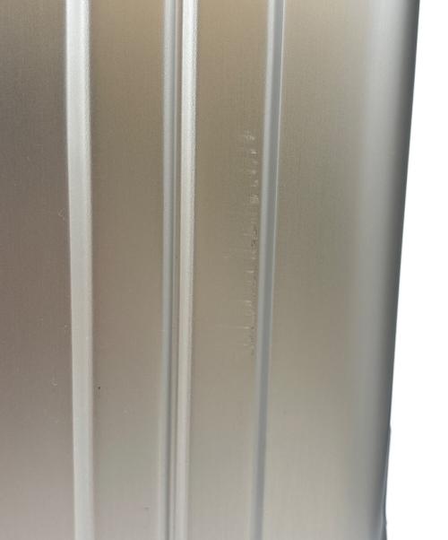 ZERO HALLIBURTON（ゼロ ハリバートン）ZERO HALLIBURTON (ゼロ ハリバートン) ZERO HALLIBURTON　Geo Aluminum3.0　スーツケースの古着・服飾アイテム