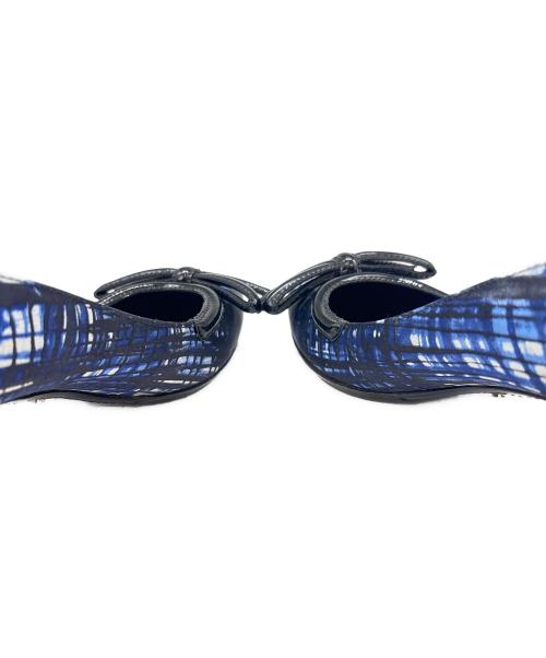 PRADA（プラダ）PRADA (プラダ) PRADA　ポインテッドトゥパンプス ブルー×ブラック サイズ:35 1/2の古着・服飾アイテム