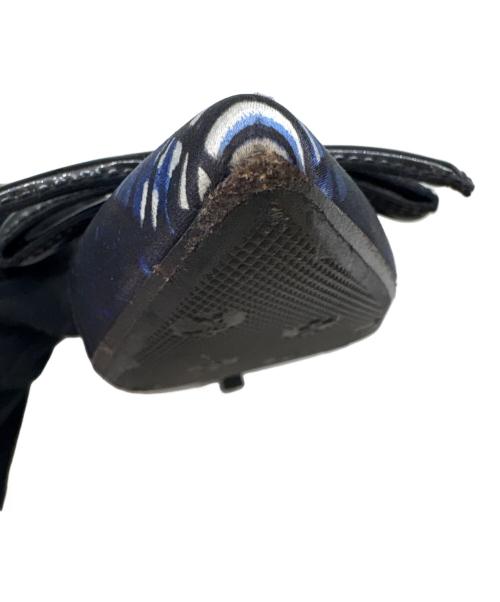 PRADA（プラダ）PRADA (プラダ) PRADA　ポインテッドトゥパンプス ブルー×ブラック サイズ:35 1/2の古着・服飾アイテム