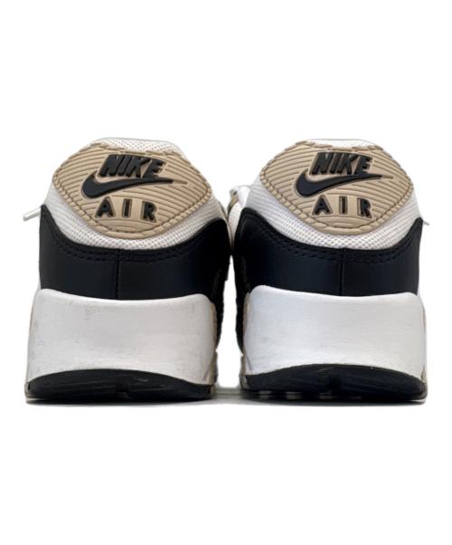NIKE（ナイキ）NIKE (ナイキ) NIKE スニーカー ベージュ サイズ:23.5の古着・服飾アイテム