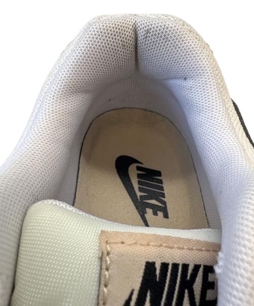 NIKE（ナイキ）NIKE (ナイキ) NIKE スニーカー ベージュ サイズ:23.5の古着・服飾アイテム