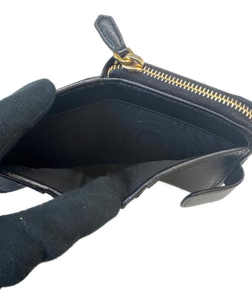 PRADA（プラダ）PRADA (プラダ) PRADA 　サフィアーノ 　2つ折り財布 ブラックの古着・服飾アイテム