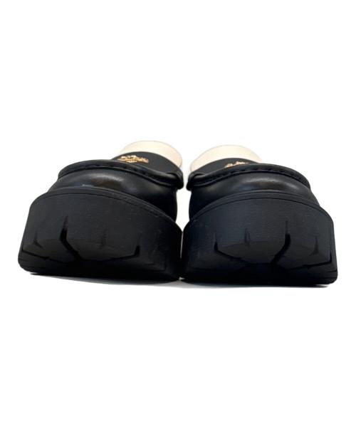 COACH（コーチ）COACH (コーチ) COACH　ルーシーローファー ブラック×アイボリー サイズ:23.5の古着・服飾アイテム