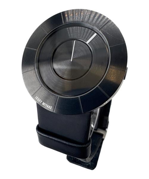 ISSEY MIYAKE（イッセイミヤケ）ISSEY MIYAKE (イッセイミヤケ) ISSEY MIYAKE　腕時計 ブラックの古着・服飾アイテム