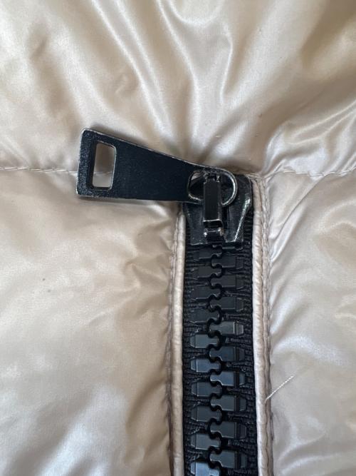 MONCLER（モンクレール）MONCLER (モンクレール) MONCLER SUYEN GIUBBOTTO ダウンジャケット ベージュの古着・服飾アイテム