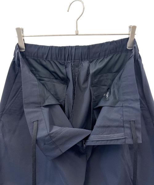 BLACK LABEL CRESTBRIDGE（ブラックレーベル クレストブリッジ）BLACK LABEL CRESTBRIDGE (ブラックレーベル クレストブリッジ) BLACK LABEL CRESTBRIDGE　セットアップスーツ ネイビー サイズ:ジャケットLL、パンツ4Lの古着・服飾アイテム