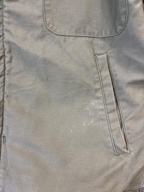 U'S NAVY（ユーエスネイビー）U'S NAVY (ユーエスネイビー) U'S NAVY　デッキジャケット カーキ サイズ:MEDIUMの古着・服飾アイテム