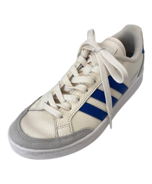 adidas（アディダス）adidas (アディダス) adidas　ローカットスニーカー アイボリー×ブルー サイズ:26の古着・服飾アイテム