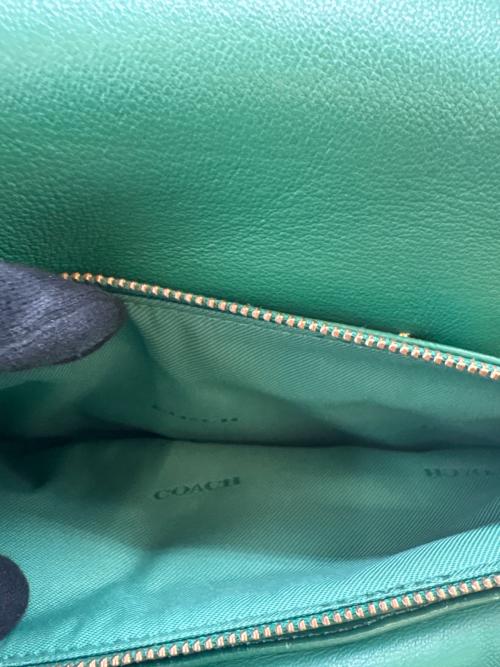 COACH（コーチ）COACH (コーチ) COACH　ピロータビー　ワンショルダーバッグ グリーンの古着・服飾アイテム