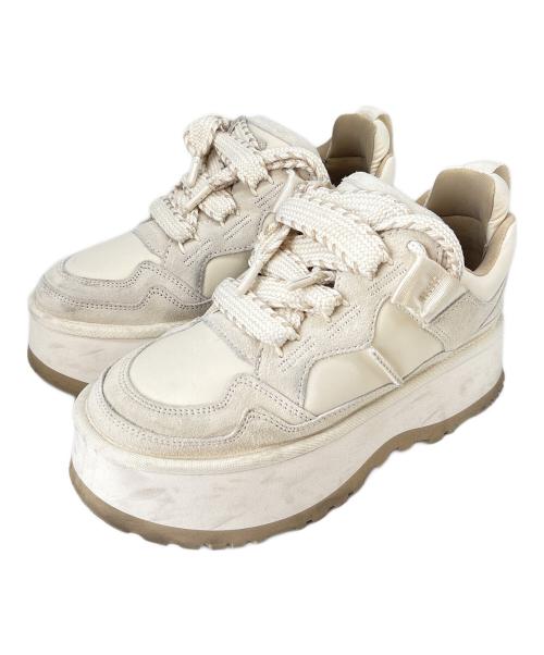 UGG（アグ）UGG (アグ) UGG　W ASTROMEL　スニーカー ホワイト サイズ:25の古着・服飾アイテム