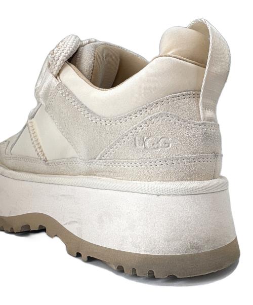 UGG（アグ）UGG (アグ) UGG　W ASTROMEL　スニーカー ホワイト サイズ:25の古着・服飾アイテム