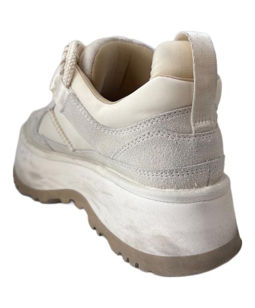 UGG（アグ）UGG (アグ) UGG　W ASTROMEL　スニーカー ホワイト サイズ:25の古着・服飾アイテム