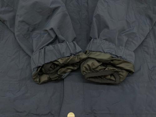 MountainEquipment（マウンテンイクィップメント）MountainEquipment (マウンテンイクィップメント) MountainEquipment　ダウンジャケット ネイビー サイズ:Mの古着・服飾アイテム