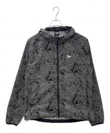 New Era（ニューエラ）の古着「New Era　総柄　マウンテンパーカー」｜ブラック