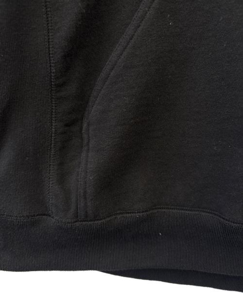 BlackEyePatch（ブラックアイパッチ）BlackEyePatch (ブラックアイパッチ) BlackEyePatch　飛び出し坊や　プルオーバーパーカー ブラック サイズ:Mの古着・服飾アイテム