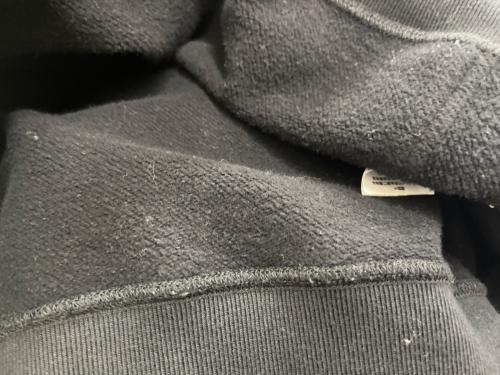 BlackEyePatch（ブラックアイパッチ）BlackEyePatch (ブラックアイパッチ) BlackEyePatch　飛び出し坊や　プルオーバーパーカー ブラック サイズ:Mの古着・服飾アイテム