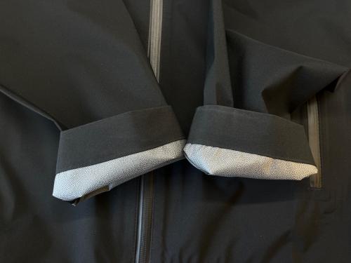 adidas（アディダス）adidas (アディダス) adidas プレミア レインシェル ブラック サイズ:Sの古着・服飾アイテム