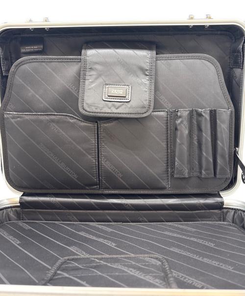 ZERO HALLIBURTON（ゼロ ハリバートン）ZERO HALLIBURTON (ゼロ ハリバートン) ZERO HALLIBURTON アタッシュケース グレーの古着・服飾アイテム