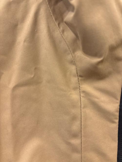 HAGLOFT（ホグロフス）HAGLOFT (ホグロフス) HAGLOFT　マウンテンパーカー ベージュ サイズ:Sの古着・服飾アイテム