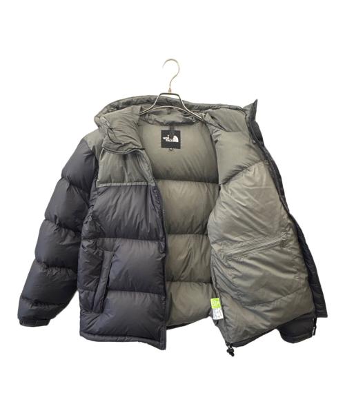 THE NORTH FACE（ザ ノース フェイス）THE NORTH FACE (ザ ノース フェイス) THE NORTH FACE　ヌプシフーディ　ダウンジャケット ネイビー×グレー サイズ:XLの古着・服飾アイテム