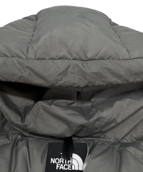 THE NORTH FACE（ザ ノース フェイス）THE NORTH FACE (ザ ノース フェイス) THE NORTH FACE　ヌプシフーディ　ダウンジャケット ネイビー×グレー サイズ:XLの古着・服飾アイテム