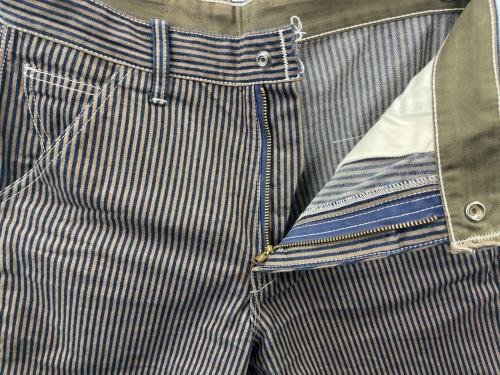 Joe McCOY（ジョーマッコイ）Joe McCOY (ジョーマッコイ) Joe McCOY 8 HOUR UNION  ハーフパンツ ブラウン サイズ:32の古着・服飾アイテム