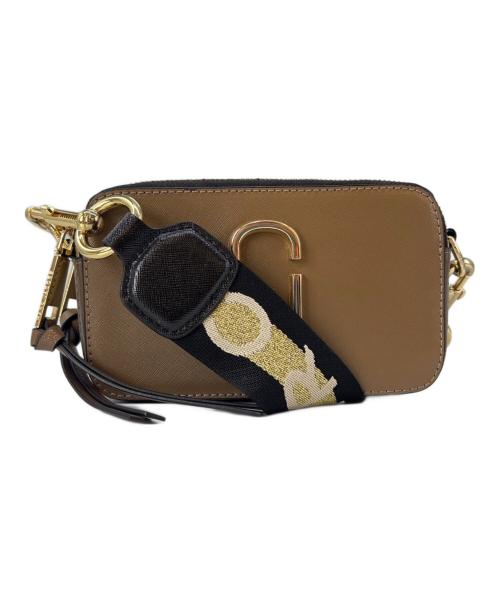 MARC JACOBS（マークジェイコブス）MARC JACOBS (マークジェイコブス) MARC JACOBS　スナップショット　ショルダーバッグ ブラウン×アイボリーの古着・服飾アイテム