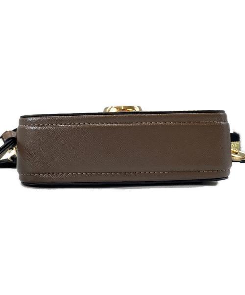 MARC JACOBS（マークジェイコブス）MARC JACOBS (マークジェイコブス) MARC JACOBS　スナップショット　ショルダーバッグ ブラウン×アイボリーの古着・服飾アイテム
